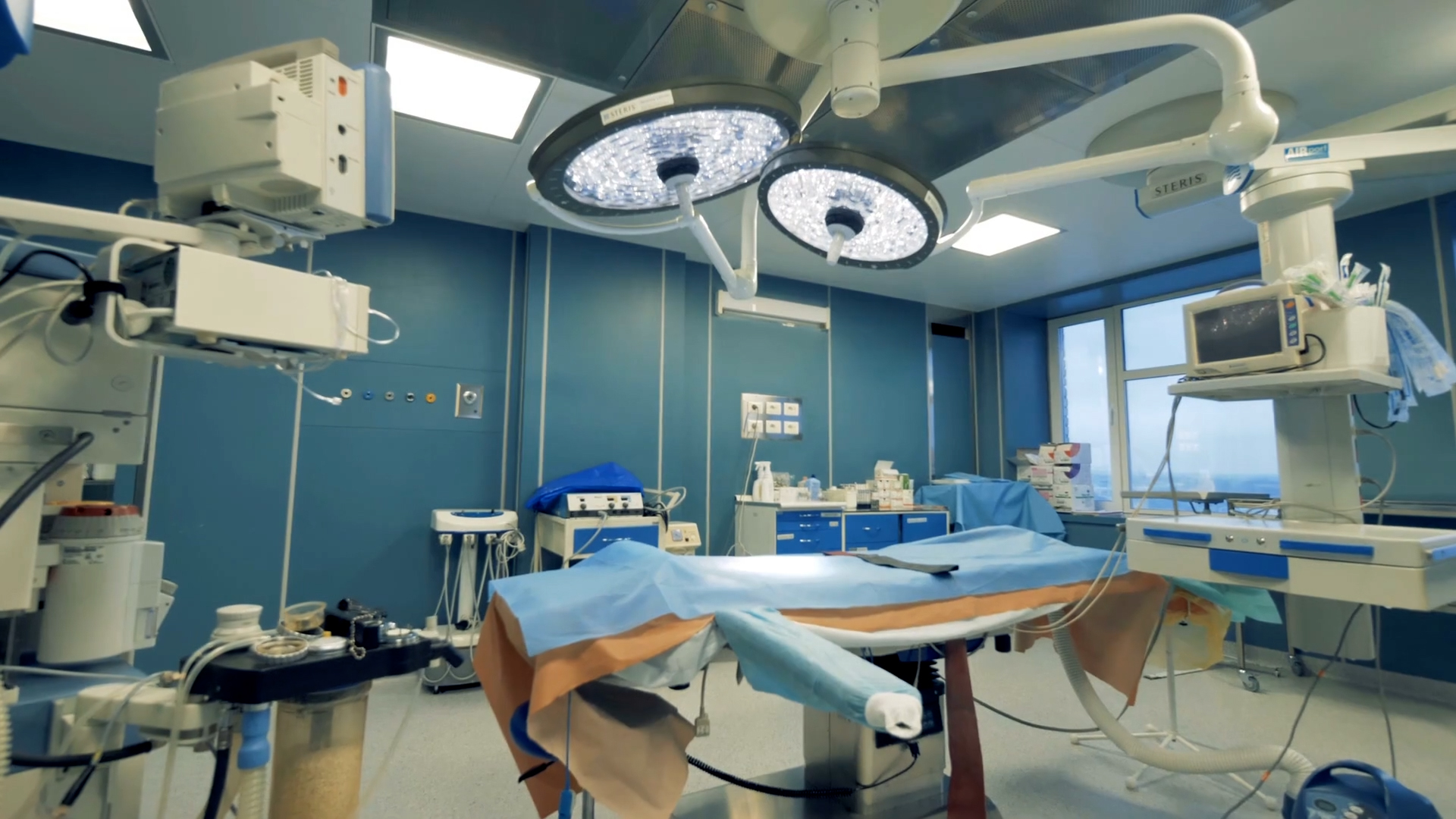 Unit 42 protege a un fabricante de dispositivos médicos que sufrió una brecha en su red.